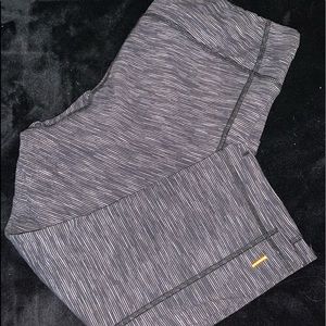 Lucy PowerMax Capri workout Leggings